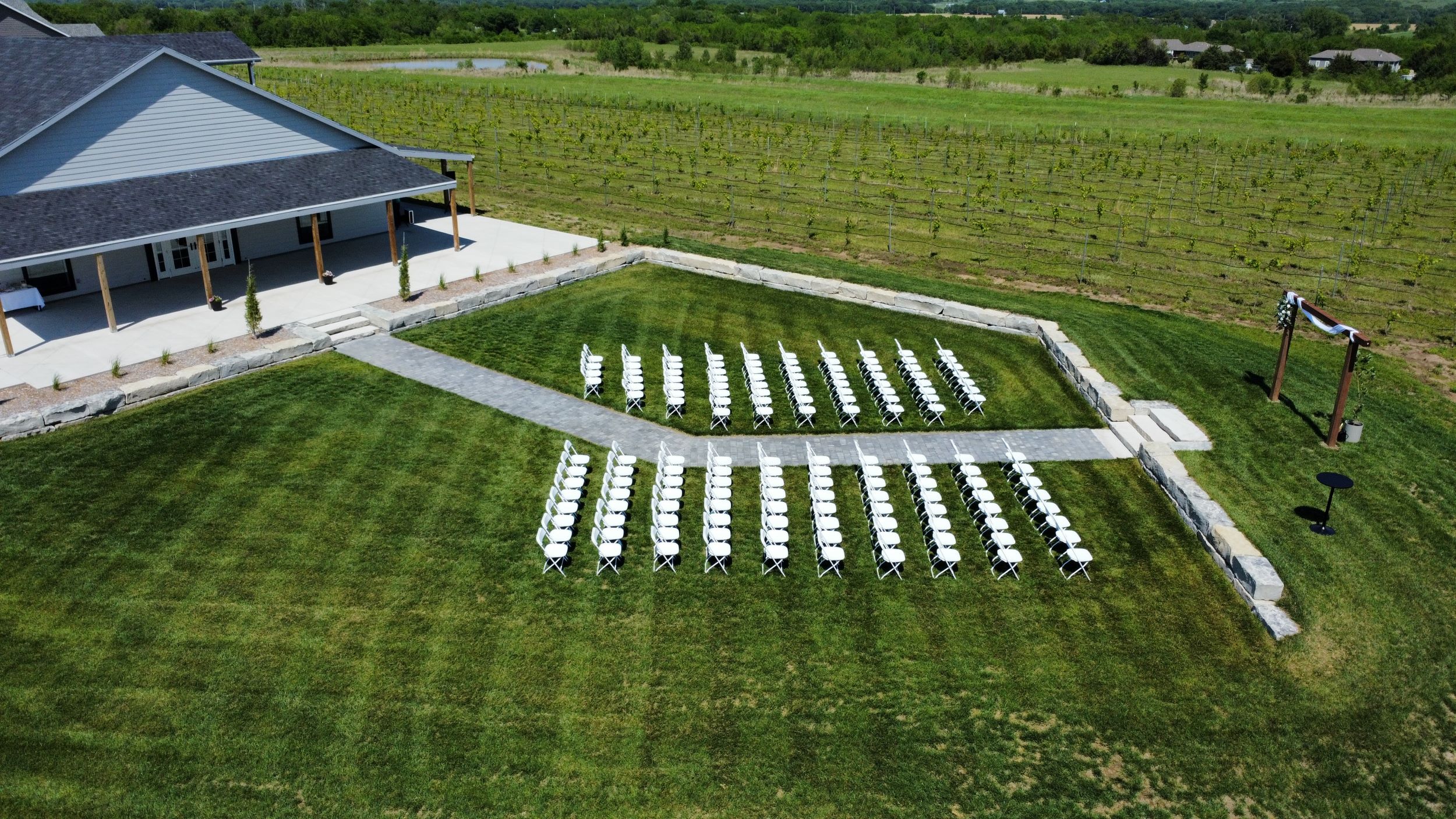 divine venue kansas weddings