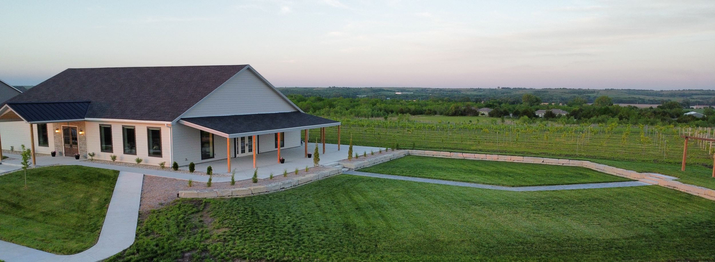 divine venue kansas weddings