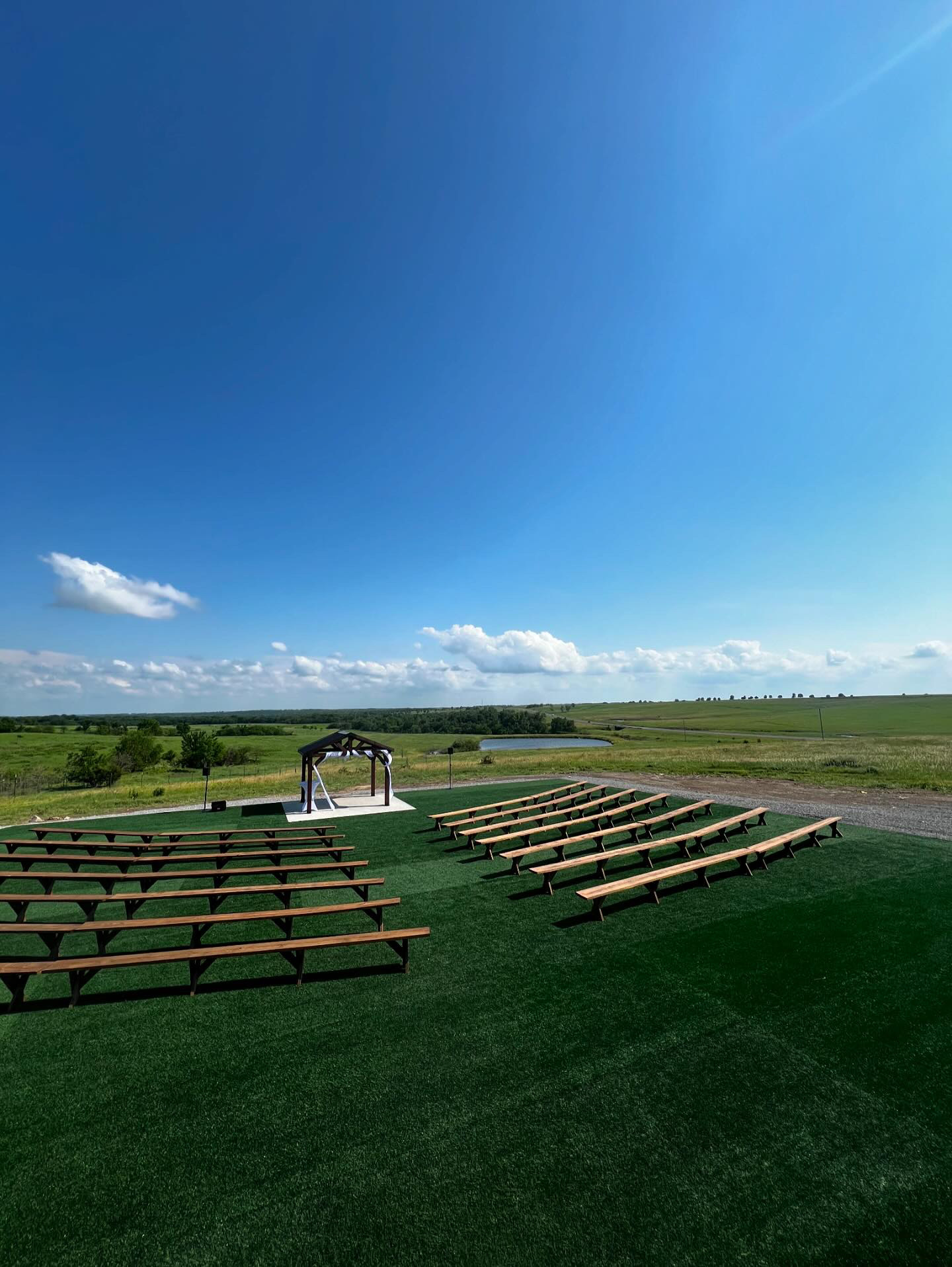 the ranch house kansas venue outdoor ceremony space
