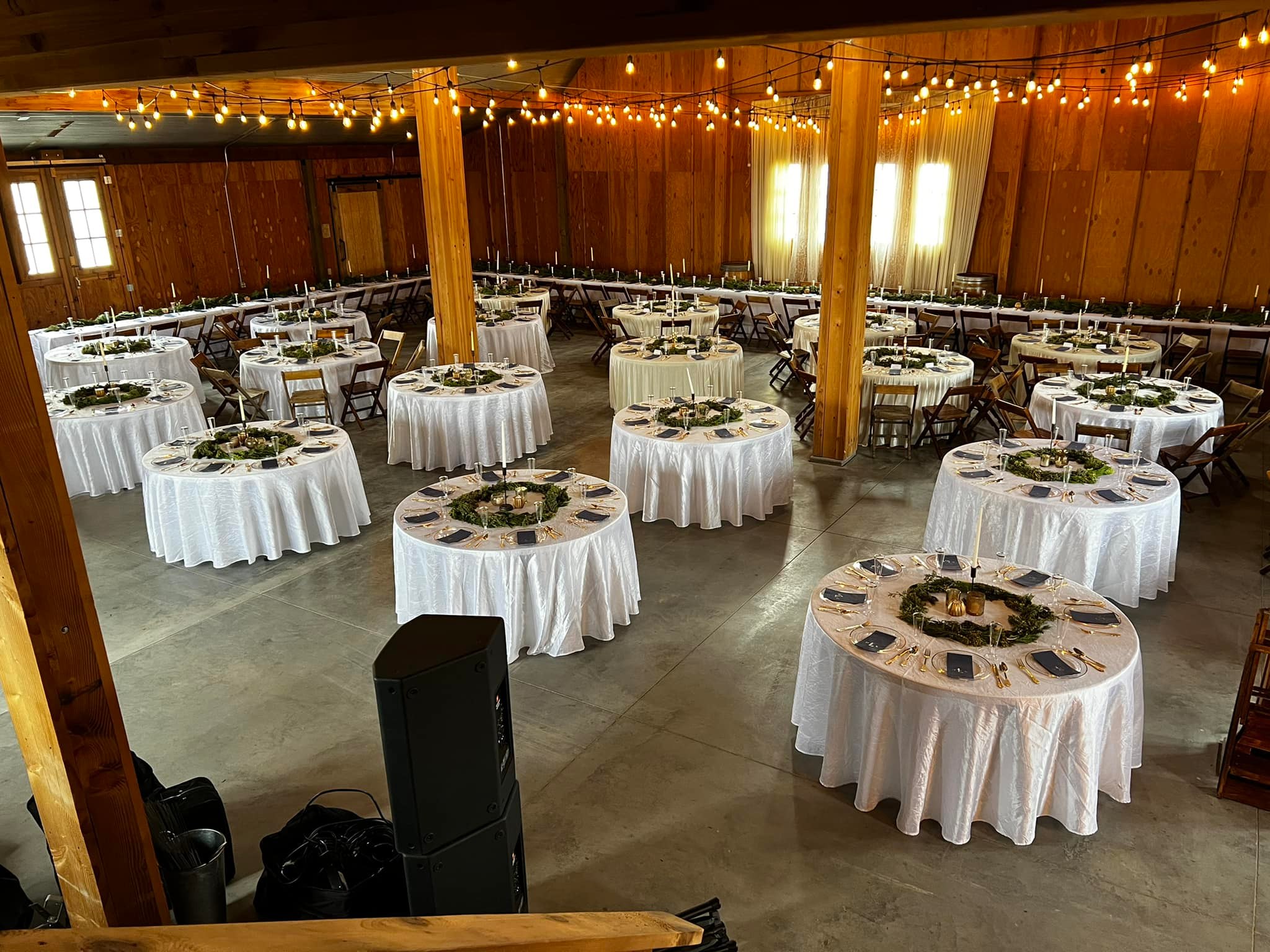 Bellwether Barn Kansas Wedding Venue